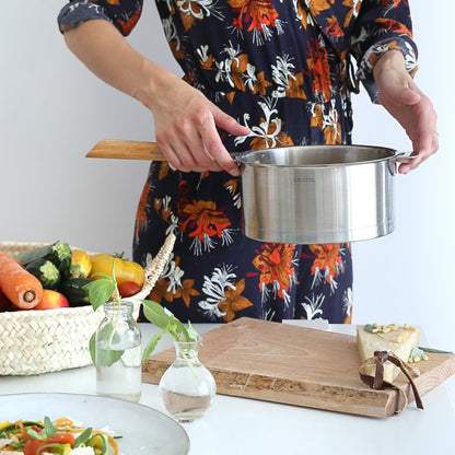 Casserole inox brossé à poignée amovible